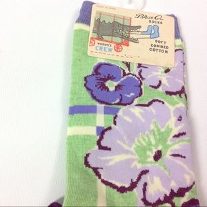 Blue Q Accessories - Blue Q Love Ya Mean It Crew Socks 5-10 Blue Q Accessories - Blue Q Love Ya Mean It Crew Socks 5-10